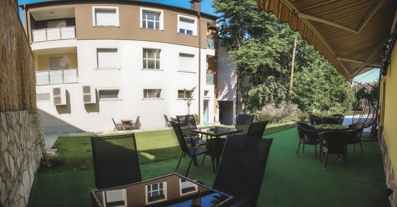 Hotel Oaza Konjic Exteriör bild