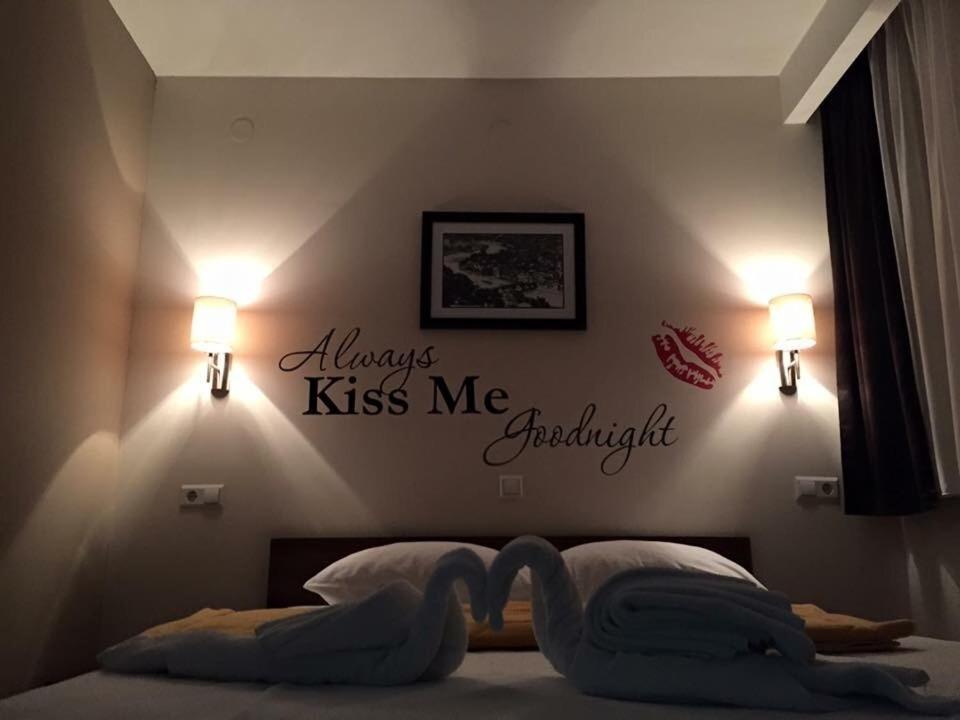 Hotel Oaza Konjic Rum bild