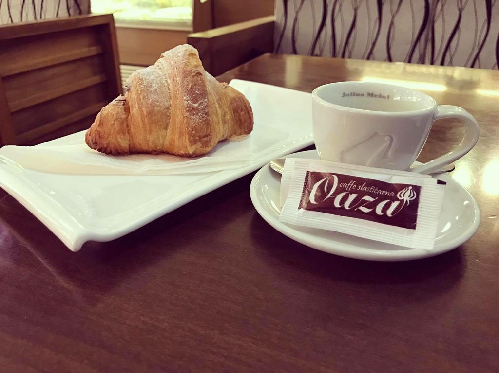 Hotel Oaza Konjic Exteriör bild